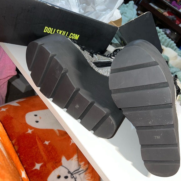 ✨NIB✨ Crystal Traitor Wedge Boots - Picture 3 of 11